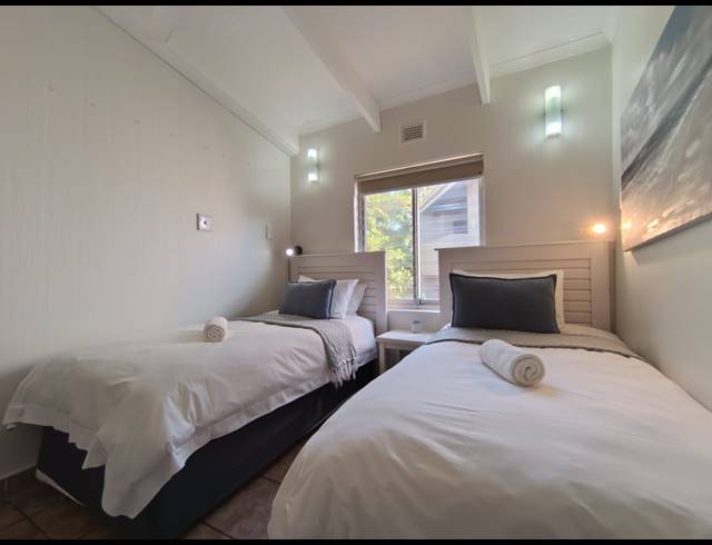 2 BEDROOM APARTMENT FOR SALE IN SHAKAS ROCK